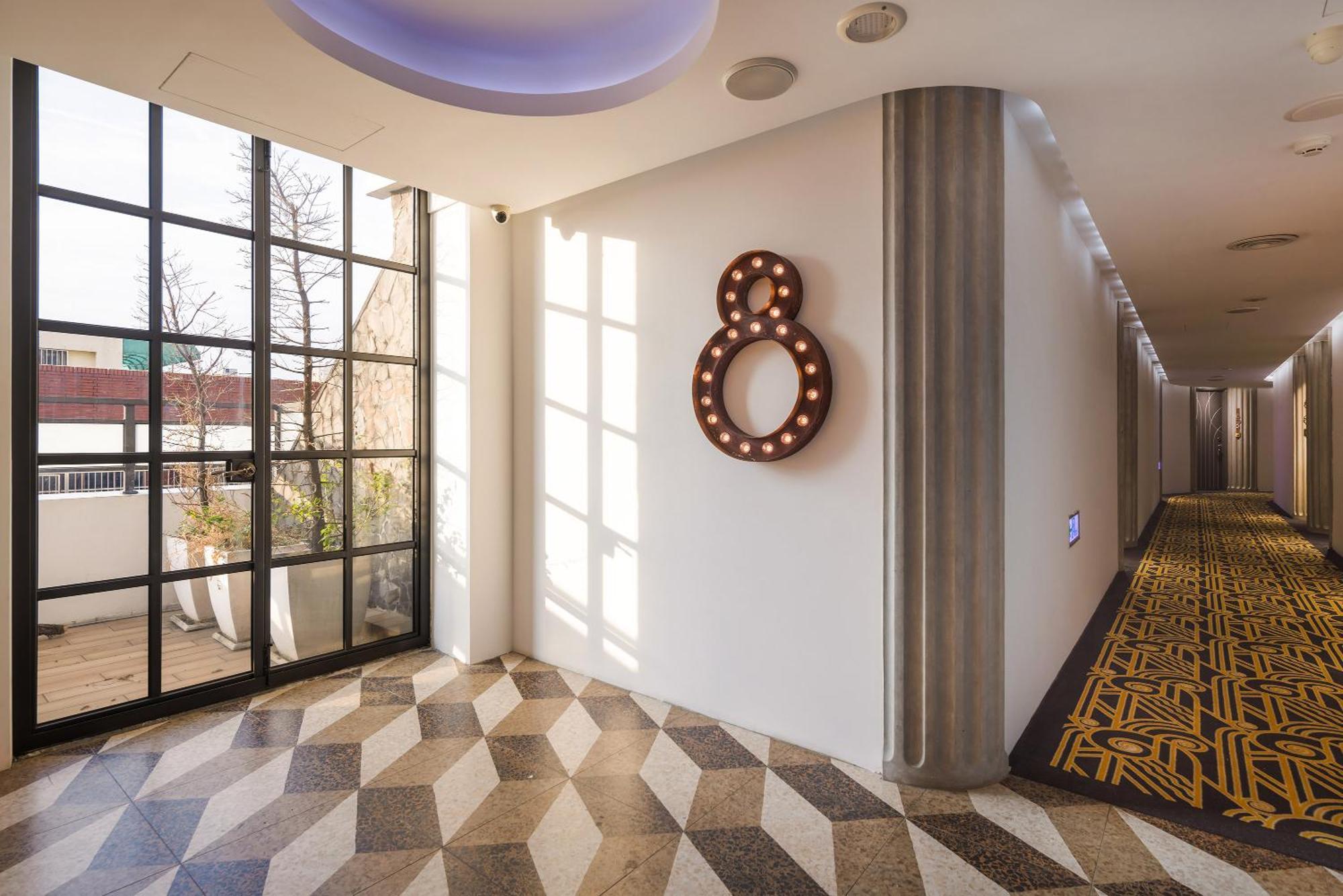 Bluesky Hotel Taizhong Zewnętrze zdjęcie