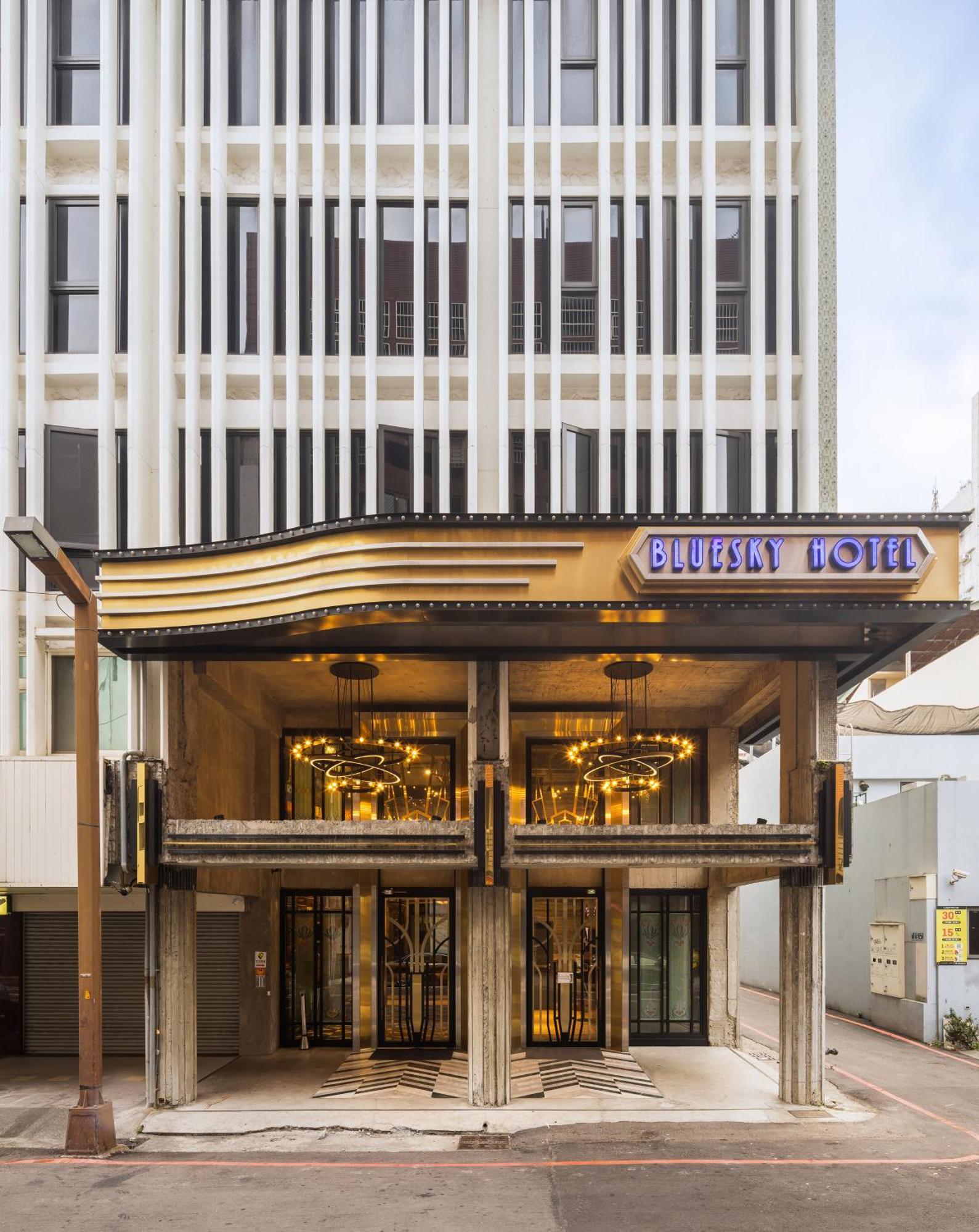 Bluesky Hotel Taizhong Zewnętrze zdjęcie