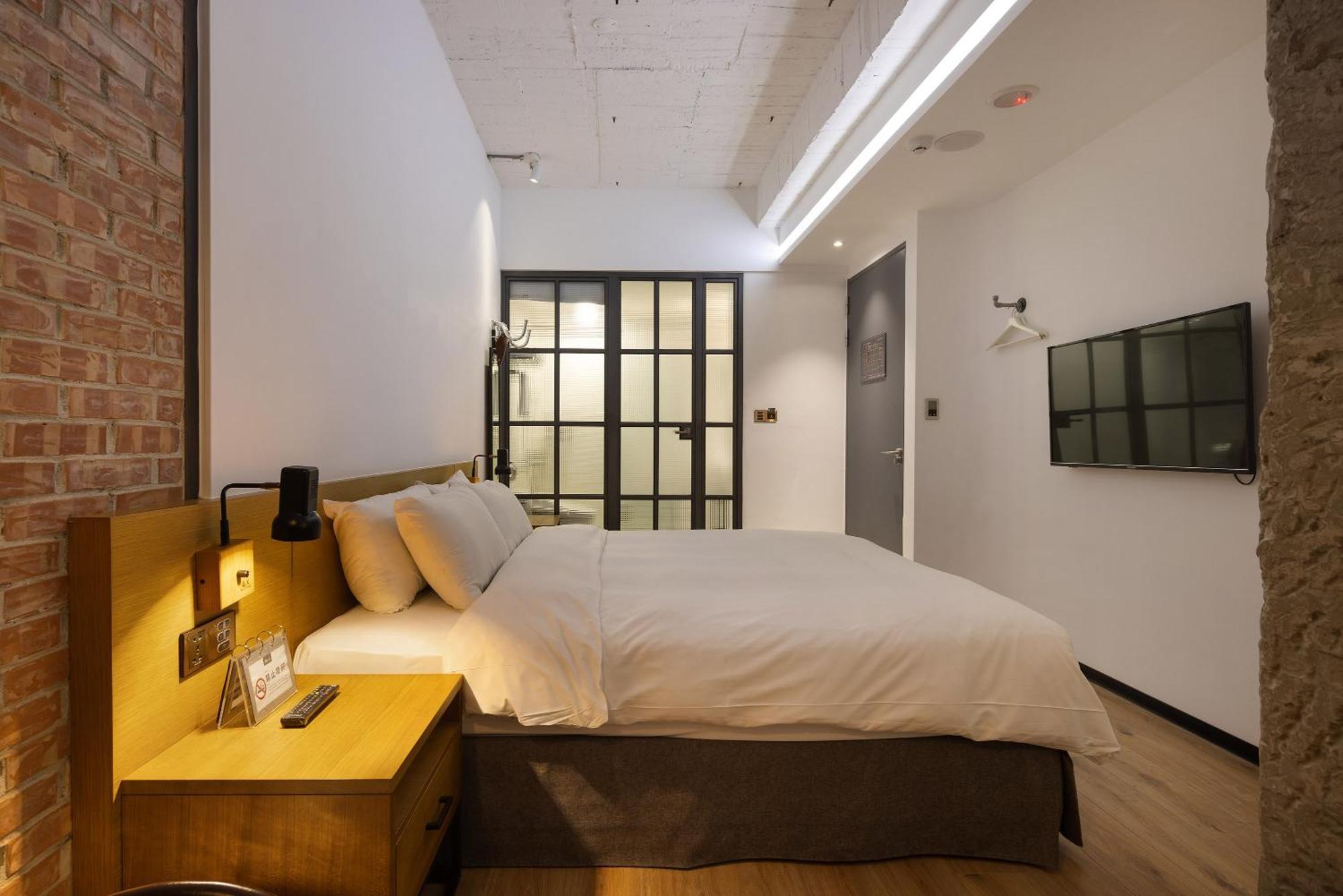 Bluesky Hotel Taizhong Zewnętrze zdjęcie